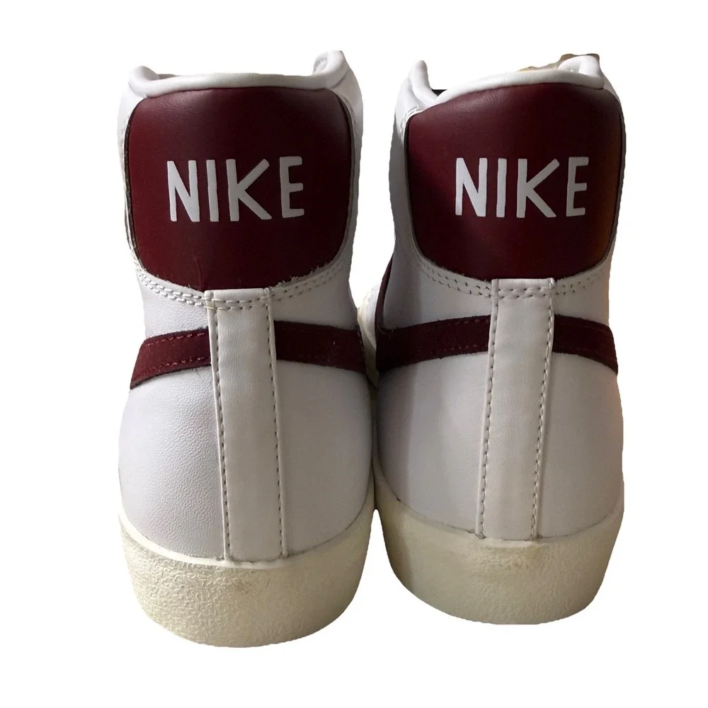 Nike Blazer Mid '77 VNTG 